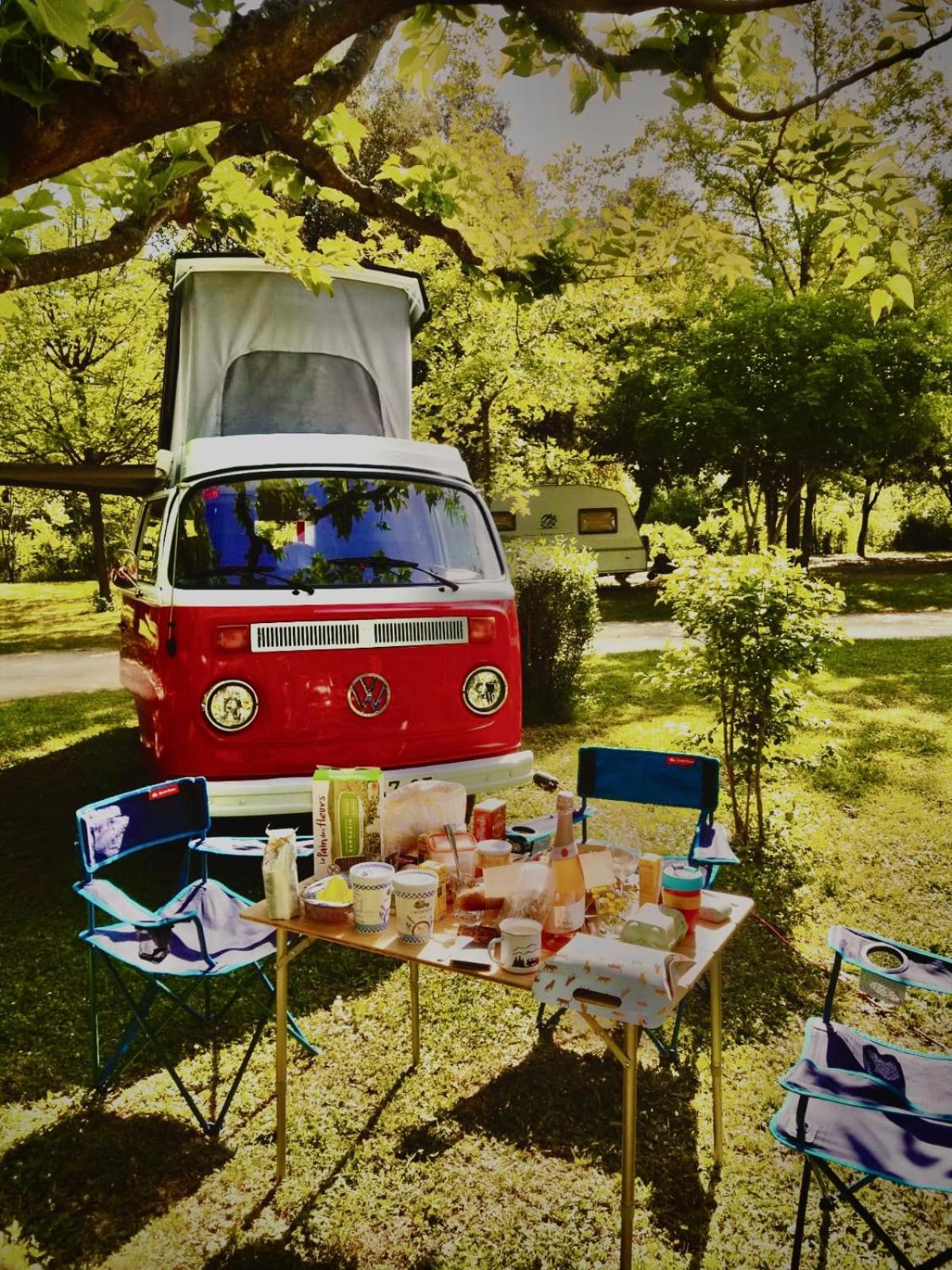 הוספיטלט דה יוברגאט Retro Vw Kombi T2 Campervan מראה חיצוני תמונה